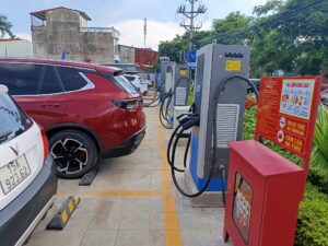 Lap_dat_tram_sac_tai_hai_phong-cong_ty_nhan_loc (3)